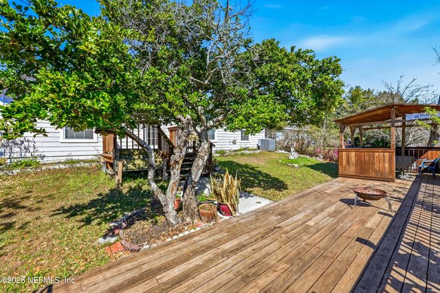 2928 WATERS VIEW Circle, Orange Park, FL 32073