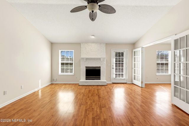 2928 WATERS VIEW Circle, Orange Park, FL 32073