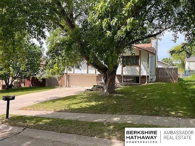 2308 Brighton Drive, Bellevue, NE 68123