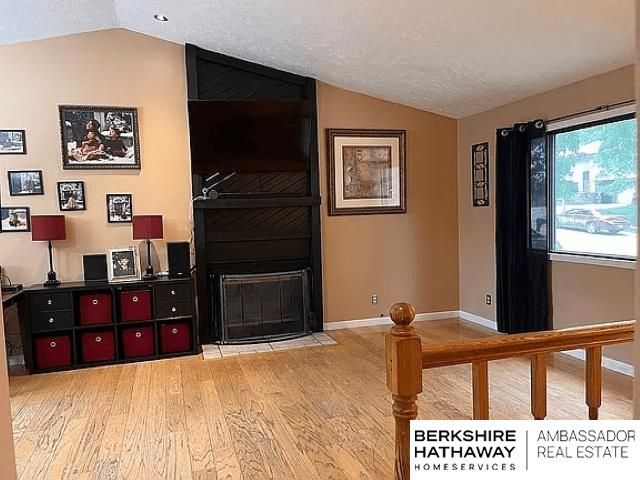 2308 Brighton Drive, Bellevue, NE 68123