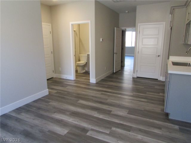 1020 FOX FALCON Street, Henderson, NV 89011