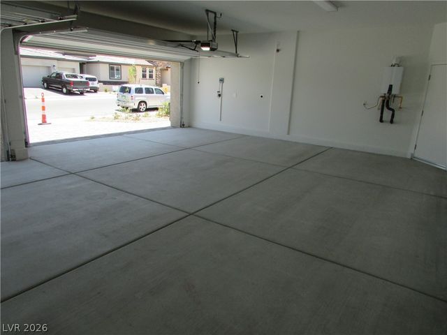 1020 FOX FALCON Street, Henderson, NV 89011