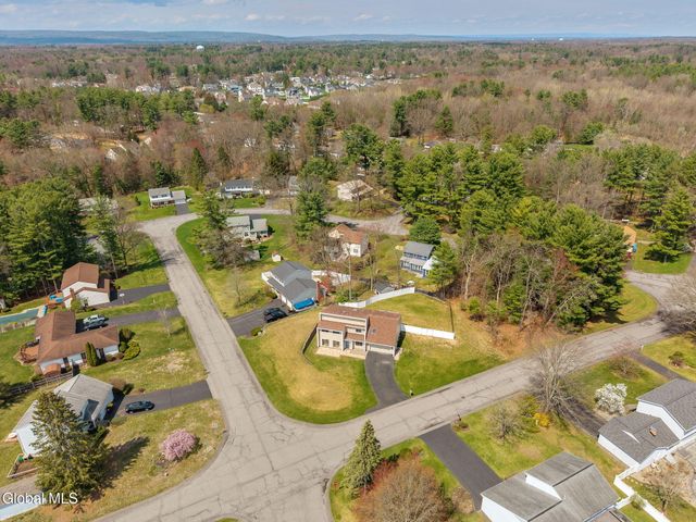 1412 Rocco Drive, Guilderland, NY 12303