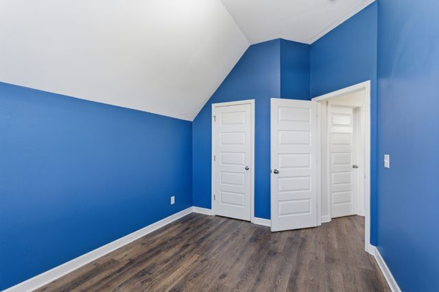 114 Walden Village Ct, Nashville, TN 37210