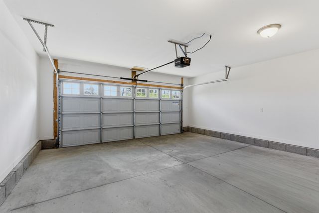 114 Walden Village Ct, Nashville, TN 37210