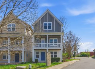 114 Walden Village Ct, Nashville, TN 37210