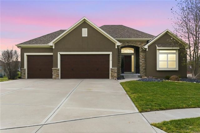 3112 N 127th Terrace, Kansas City, KS 66109