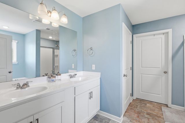 137 Browning Drive, Rossville, GA 30741