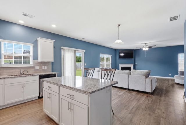 137 Browning Drive, Rossville, GA 30741