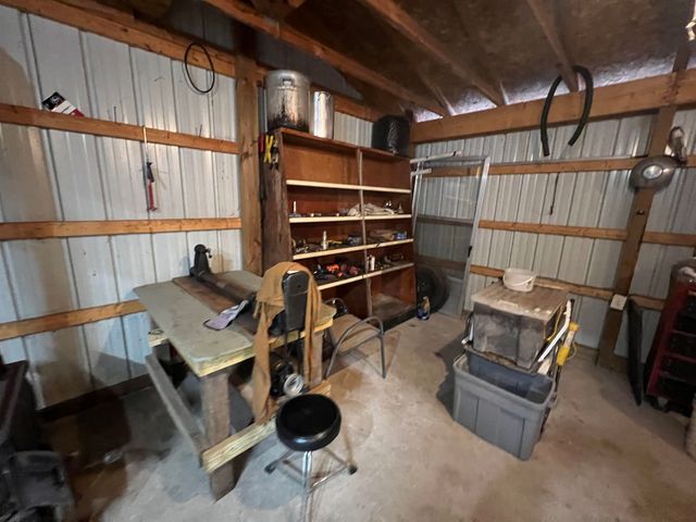 745 Wolverine Drive, Gladwin, MI 48624