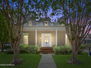 120 Caillouet Place, Lafayette, LA 70501