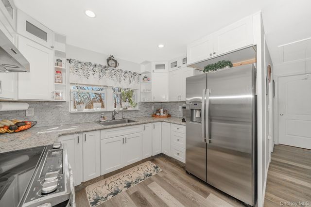 270 26th Street, Copiague, NY 11726
