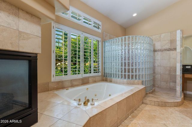 8500 N SENDERO TRES M --, Paradise Valley, AZ 85253