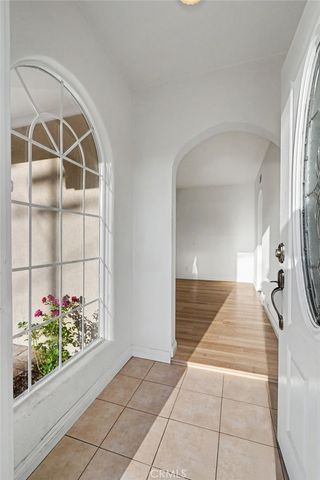 23142 Strathern, West Hills, CA 91304