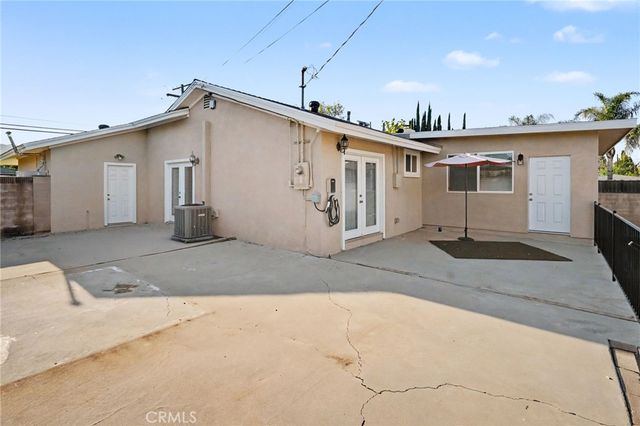 23142 Strathern, West Hills, CA 91304