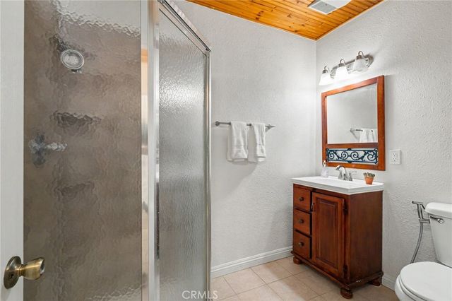 23142 Strathern, West Hills, CA 91304