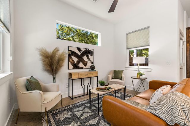 802 Valdez ST B, Austin, TX 78741