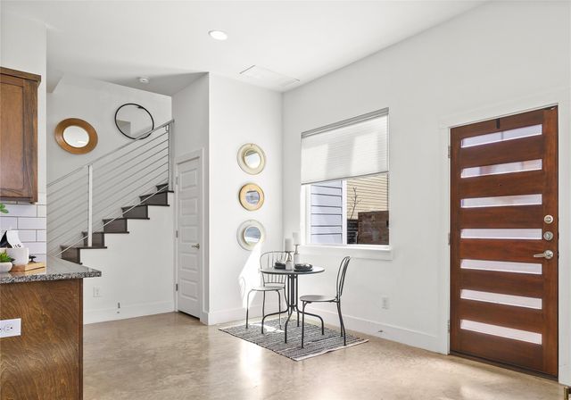 802 Valdez ST B, Austin, TX 78741