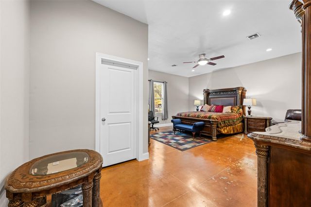 5712 Mentor Drive, Texas City, TX 77591