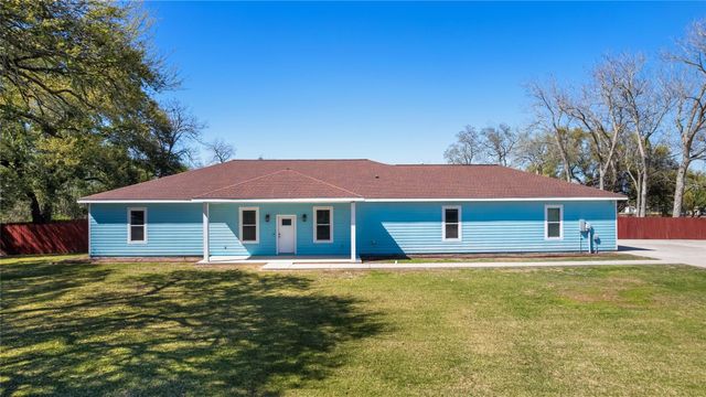 5712 Mentor Drive, Texas City, TX 77591