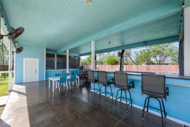 5712 Mentor Drive, Texas City, TX 77591