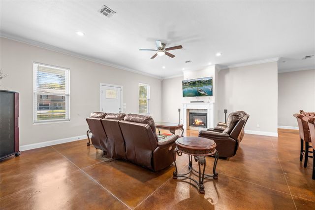 5712 Mentor Drive, Texas City, TX 77591