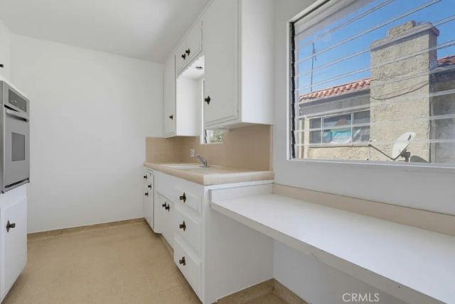 2060 E 3rd East 6, Long Beach, CA 90814