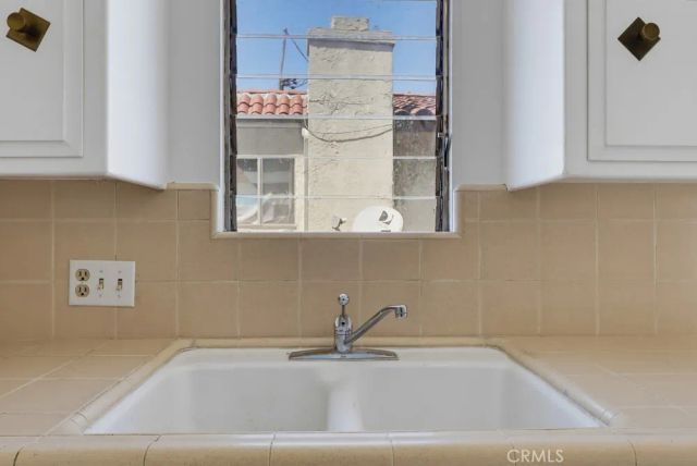 2060 E 3rd East 6, Long Beach, CA 90814