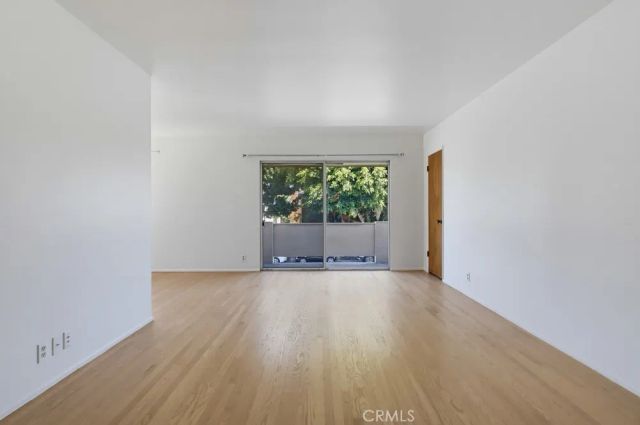 2060 E 3rd East 6, Long Beach, CA 90814