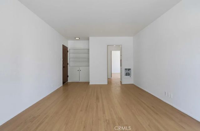 2060 E 3rd East 6, Long Beach, CA 90814