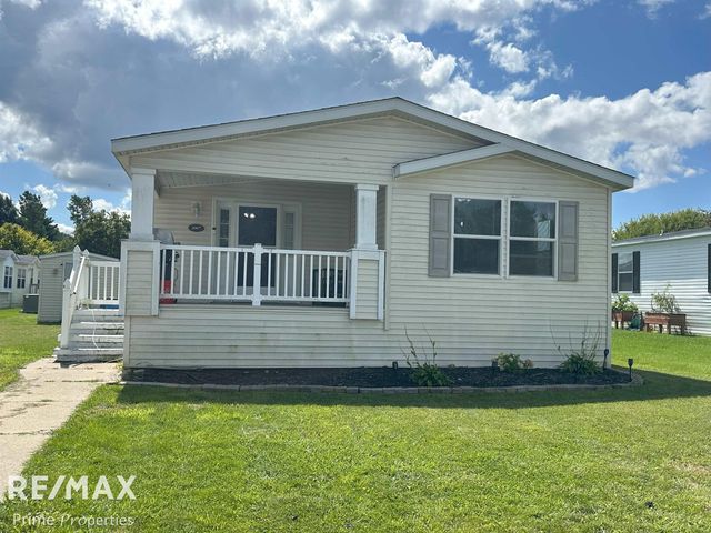 2067 Spruce Way Way, Vienna Twp, MI 48420