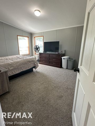 2067 Spruce Way Way, Vienna Twp, MI 48420