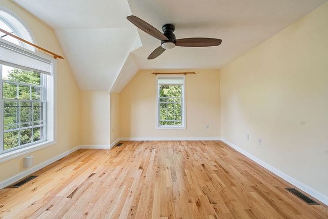19 Footbridge Lane, Dover, NH 03820