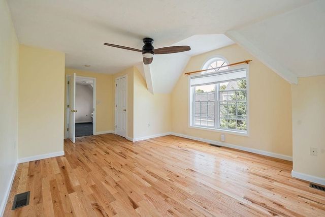 19 Footbridge Lane, Dover, NH 03820