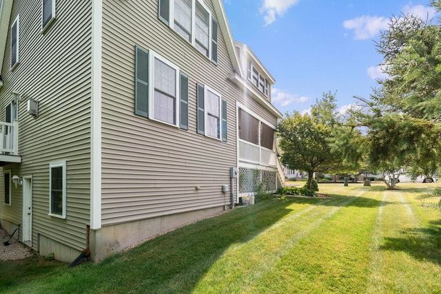 19 Footbridge Lane, Dover, NH 03820