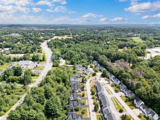 19 Footbridge Lane, Dover, NH 03820
