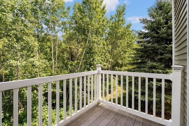 19 Footbridge Lane, Dover, NH 03820