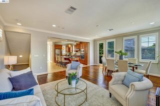 538 Selby Ln, Livermore, CA 94551