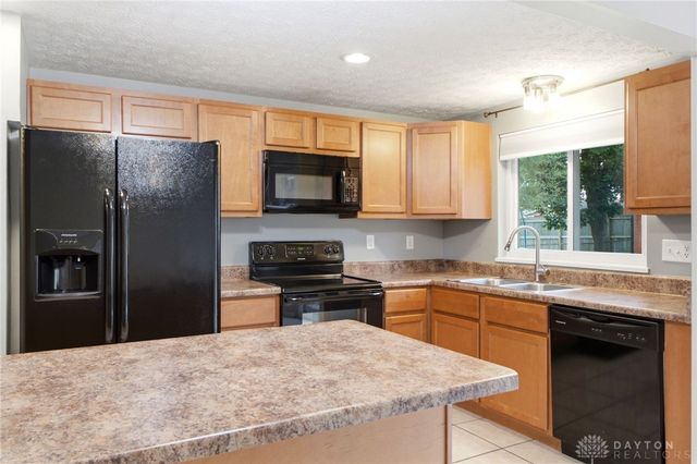 238 Bellaire Drive, Fairborn, OH 45324