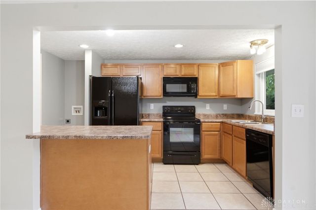 238 Bellaire Drive, Fairborn, OH 45324