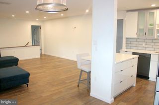 1311 YARDLEY COMMONS, Yardley, PA 19067