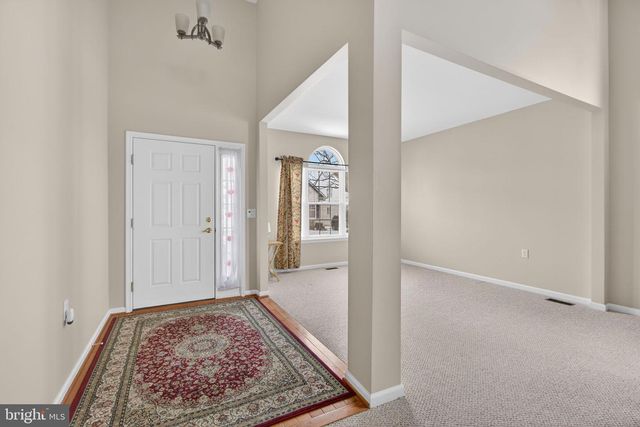 2920 LIFFORD LN, Macungie, PA 18062