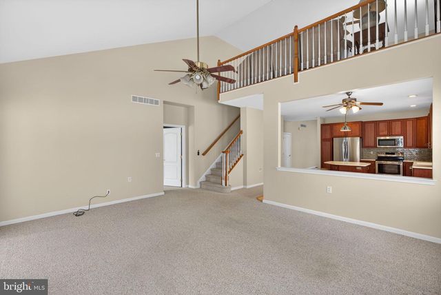 2920 LIFFORD LN, Macungie, PA 18062