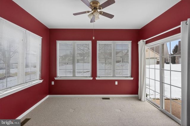 2920 LIFFORD LN, Macungie, PA 18062