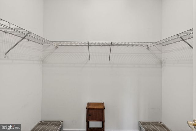 2920 LIFFORD LN, Macungie, PA 18062