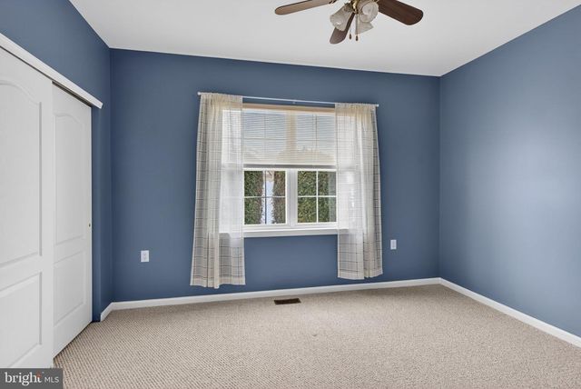 2920 LIFFORD LN, Macungie, PA 18062