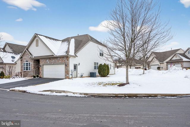 2920 LIFFORD LN, Macungie, PA 18062