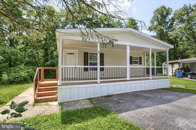 6 BELLA LANE, Carlisle, PA 17015