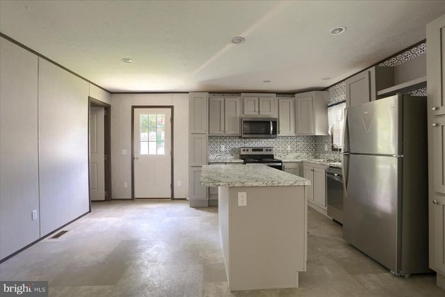 6 BELLA LANE, Carlisle, PA 17015