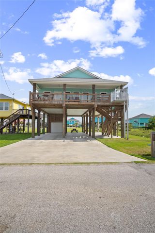 974 Mary Ann, Crystal Beach, TX 77650
